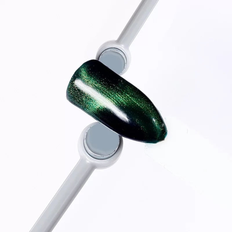 Cat Eye Effect Magnet